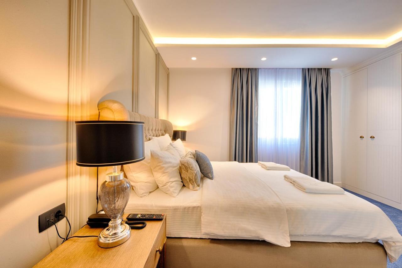 Apart Hotel Kalamper Bar Bagian luar foto